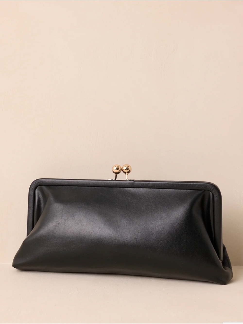 NWT Urban Expressions Black Kiss-Lock Clutch Bag. Sold out on line!